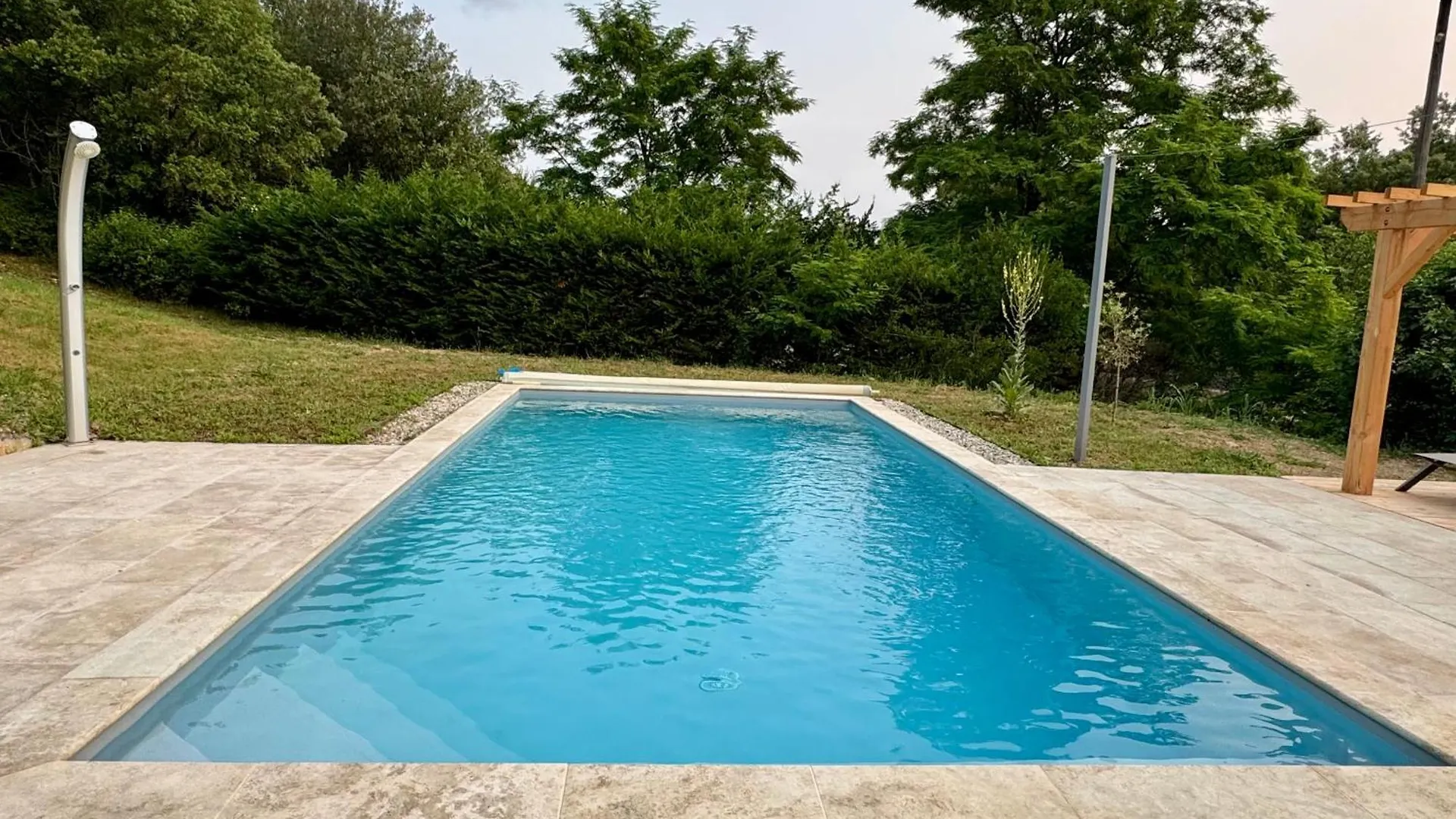 Schoene Villa Im Herzen Der Ardeche Mit Privatem Pool Sampzon 0*,  フランス